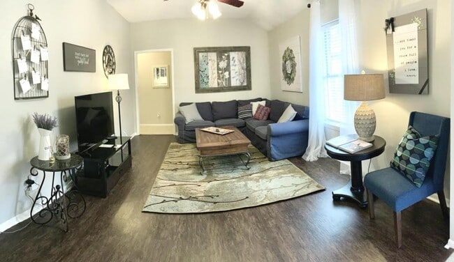 1311 Bagby Ave in Waco, TX - Building Photo - Building Photo