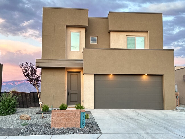property at 4389 Lauren Lp NE