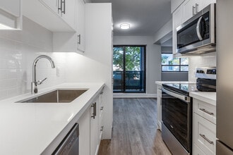 1791 King Street East in Hamilton, ON - Building Photo - Interior Photo