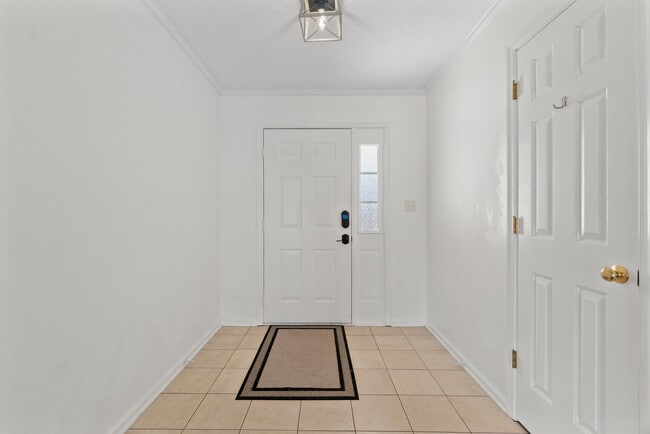 639 Alberthas Dr in Virginia Beach, VA - Building Photo - Building Photo