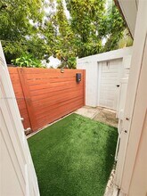 1501 Calais Dr in Miami Beach, FL - Building Photo - Building Photo