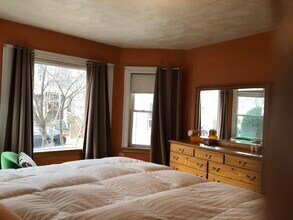 17 Holman St, Unit #1 in Boston, MA - Building Photo - Building Photo