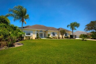 430 Marsh Point Cir in St. Augustine, FL - Building Photo - Building Photo