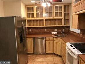 3930 Langley Ct NW in Washington, DC - Building Photo - Building Photo