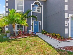 3861 SW Chaffin St in Port St. Lucie, FL - Building Photo - Building Photo