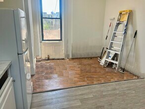 219 Park Ave in Hoboken, NJ - Building Photo - Building Photo