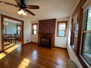 49 Greaton Rd, Unit 2 in Boston, MA - Building Photo - Building Photo