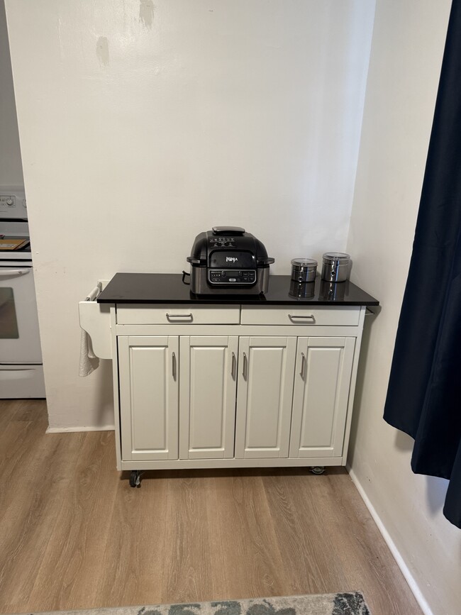 property at 822 Avenue C