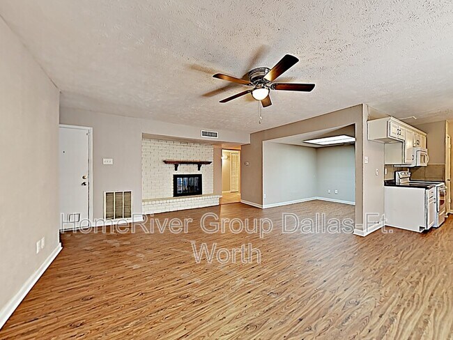 5117 Bartlett Dr in The Colony, TX - Building Photo - Building Photo