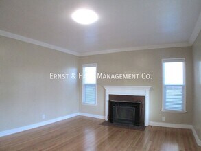 215 E Scott St in Long Beach, CA - Building Photo - Building Photo