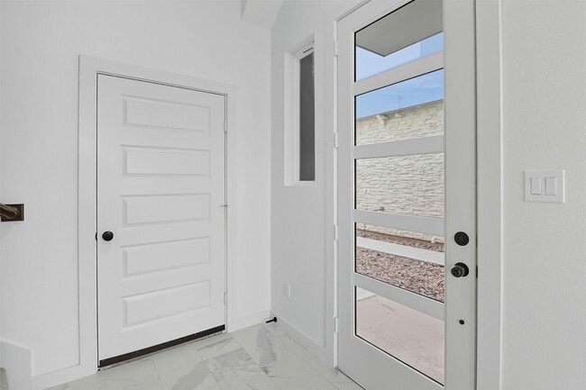 property at 2923 El Fenice Ln