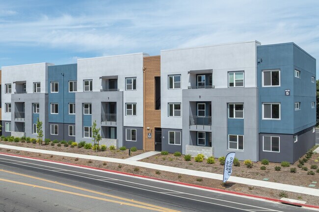 Axis at Davis in Davis, CA - Building Photo - Building Photo