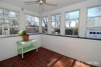 37 Ireland Ave in Edison, NJ - Building Photo - Building Photo