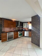 1670 Lincoln Ct, Unit 2E in Miami Beach, FL - Building Photo - Building Photo