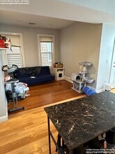 194 Marion St in Boston, MA - Building Photo - Building Photo