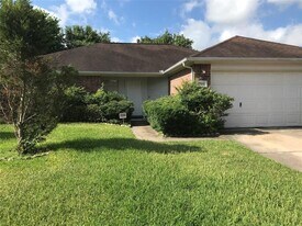 17035 Judyleigh Dr in Houston, TX - Building Photo