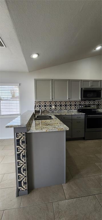 41 Barbera Ln in Palm Coast, FL - Building Photo - Building Photo