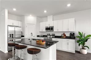 305 NW 18th Pl in Cape Coral, FL - Building Photo - Building Photo