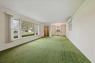 108 Lavidia Blvd in Joliet, IL - Building Photo - Building Photo