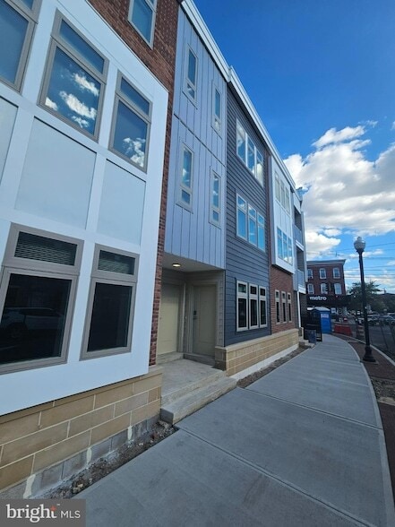 property at 200 Hamilton Ave