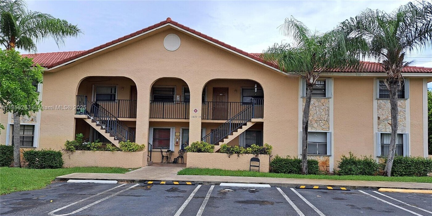 11619 NW 27th Ct in Coral Springs, FL - Building Photo