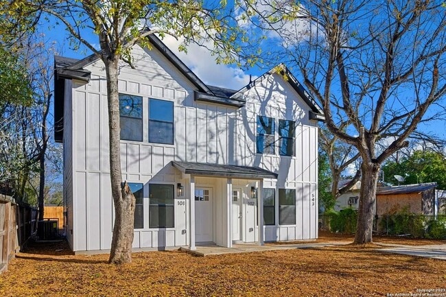 property at 543 Delmar St