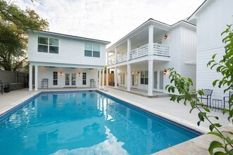 701 Hereford St in College Station, TX - Building Photo - Building Photo