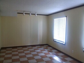 712 M.L.K. Jr Blvd in Chapel Hill, NC - Building Photo - Building Photo