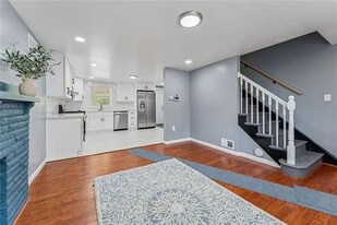 3125 Ewart Dr in Pittsburgh, PA - Building Photo