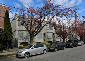 Meridian Court in Vancouver, BC - Building Photo