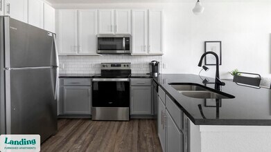 1900 Olevia St in Jacksonville, FL - Building Photo - Building Photo