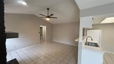 11416 Ptarmigan Dr in Austin, TX - Building Photo - Building Photo