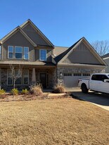 1553 Cedar Tree Dr in Belmont, NC - Building Photo