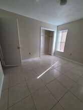 1712 SW 40th Terrace, Unit #1712 in Fort Lauderdale, FL - Building Photo - Building Photo