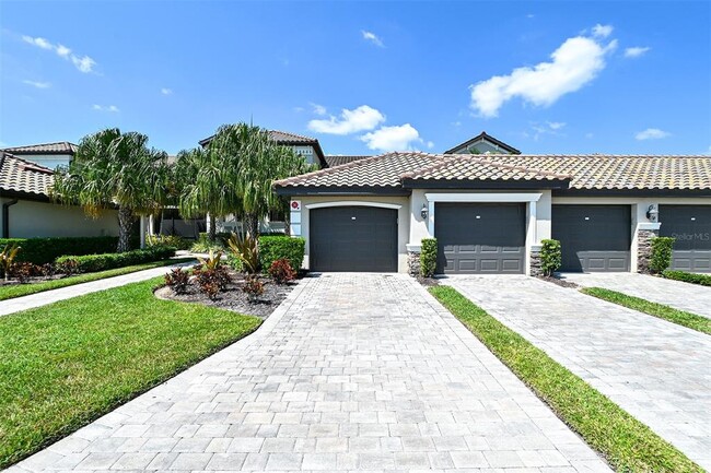 5567 Palmer Cir in Bradenton, FL - Foto de edificio - Building Photo