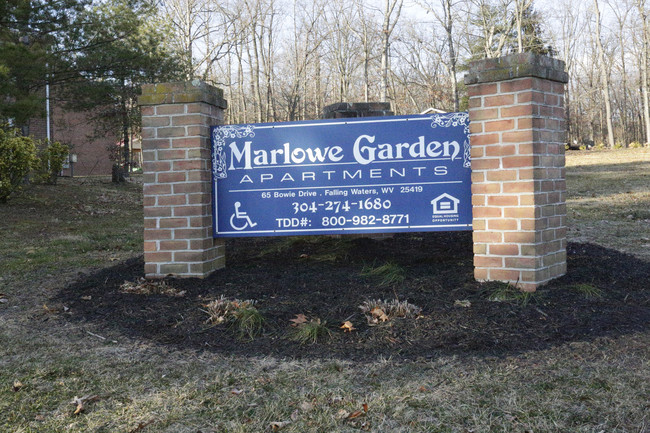 Marlowe Garden Apartments in Falling Waters, WV - Building Photo - Building Photo