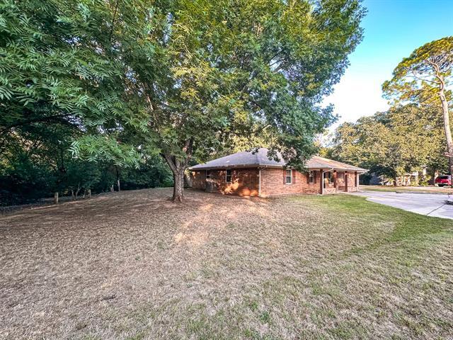 6616 Crooked Ln in Flower Mound, TX - Building Photo