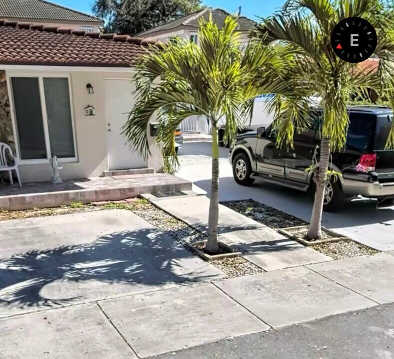 1115 NW 32nd Ave in Miami, FL - Foto de edificio
