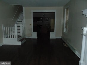 712 S 5th St in Camden, NJ - Building Photo - Building Photo