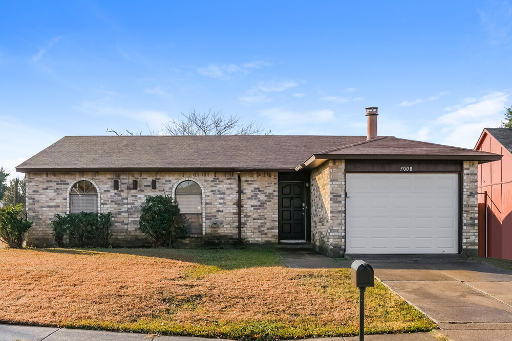 7008 Sandybrook Dr in Fort Worth, TX - Building Photo