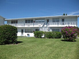 164 Easthampton I, Unit 164 in West Palm Beach, FL - Building Photo