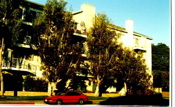 4701 E Anaheim St in Long Beach, CA - Building Photo - Building Photo