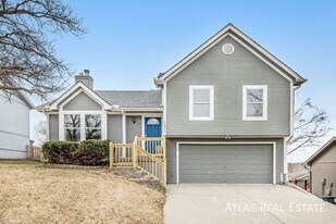 1871 Quail Ridge Dr in Liberty, MO - Building Photo