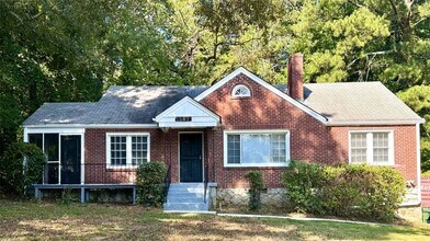 1589 Pinehurst Dr SW in Atlanta, GA - Building Photo - Building Photo