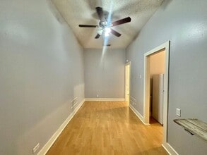709 S Broadway Ave in Tyler, TX - Building Photo - Building Photo