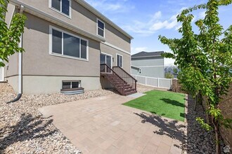 49 W Paper Bark St in Vineyard, UT - Building Photo - Building Photo