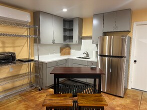 87 Rockaway Rd in Oak View, CA - Building Photo - Building Photo