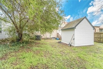 815 Whitehead Ave in Norfolk, VA - Building Photo - Building Photo