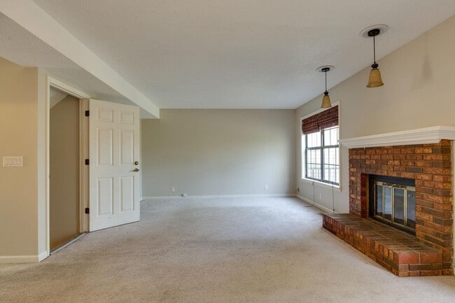 116 Maple Way N in Hendersonville, TN - Building Photo - Building Photo