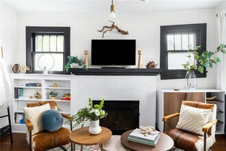 909 Austin Ave NE in Atlanta, GA - Building Photo - Building Photo
